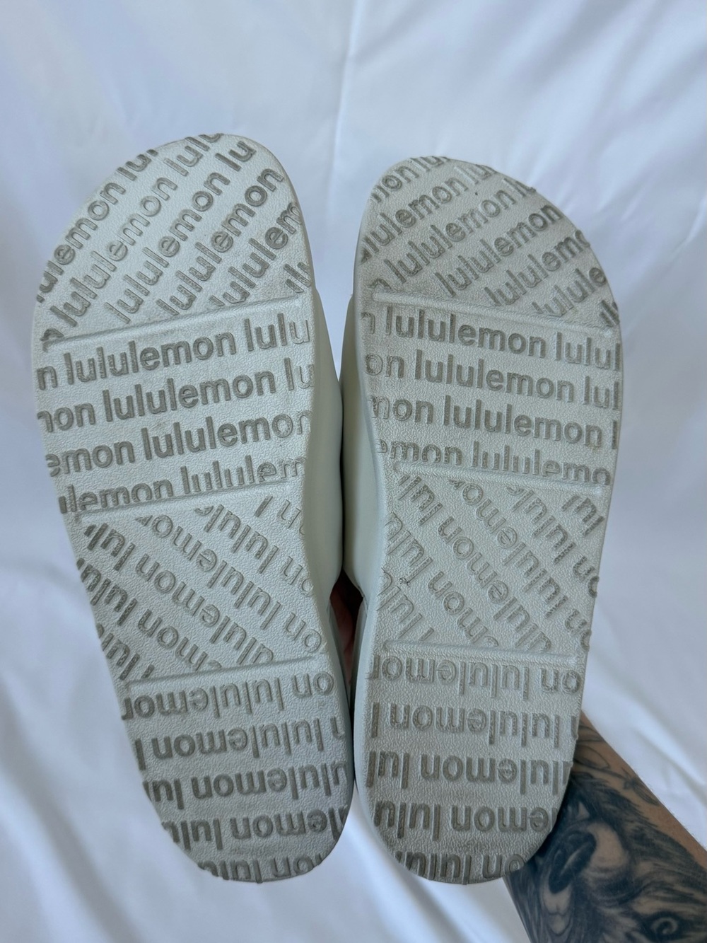 lululemon athletica Women's White Slide Sandals - Picture 4 of 4